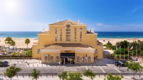  AP Oriental Beach - Adults Friendly  Портиман